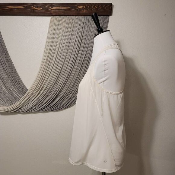 Lululemon Ruched Mesh Racerback Tank Top Sz 8 - Picture 3 of 6